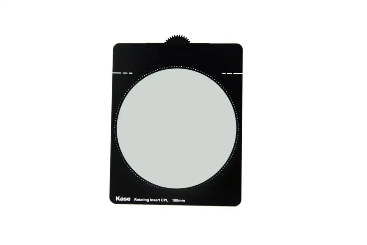 Kase Rotating Insert CPL 100mm. Ten filtr cpl zastosowanie ma w fotografii krajobrazowej, redukując odblaski i poprawiając nasycenie kolorów.