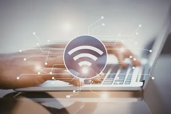 Jak wzmocnić wifi w domu i pozbyć się problemów z zasięgiem
