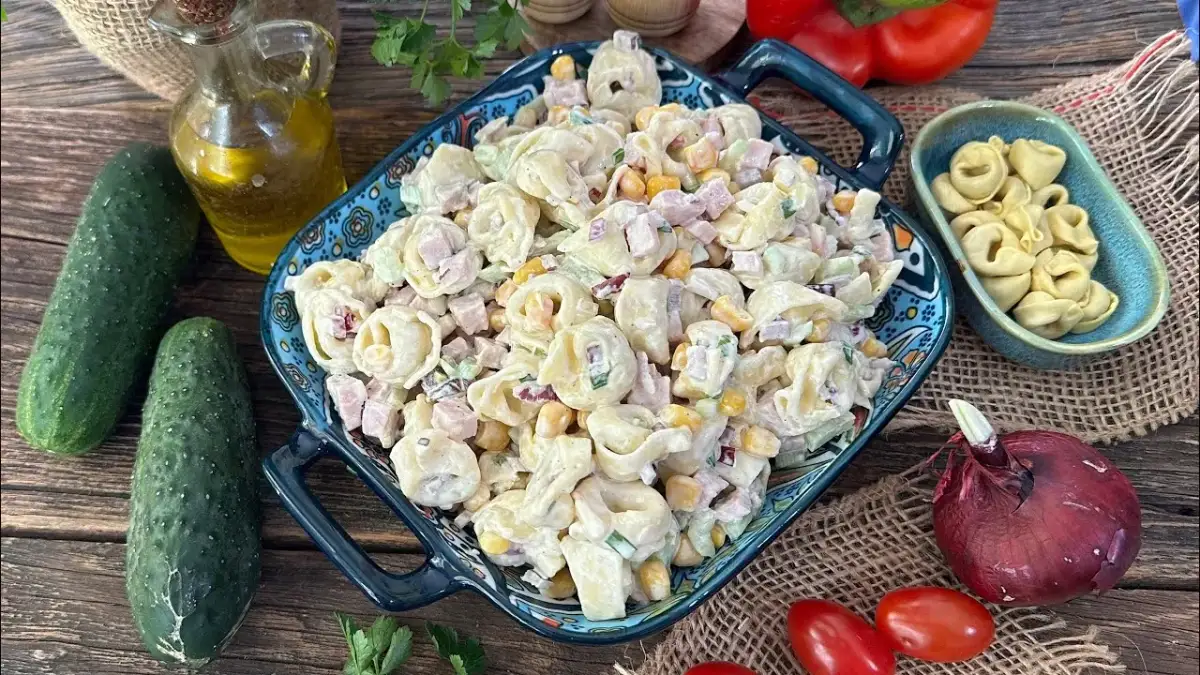Sałatka z tortellini w 20 minut? Poznaj sekret mistrza!