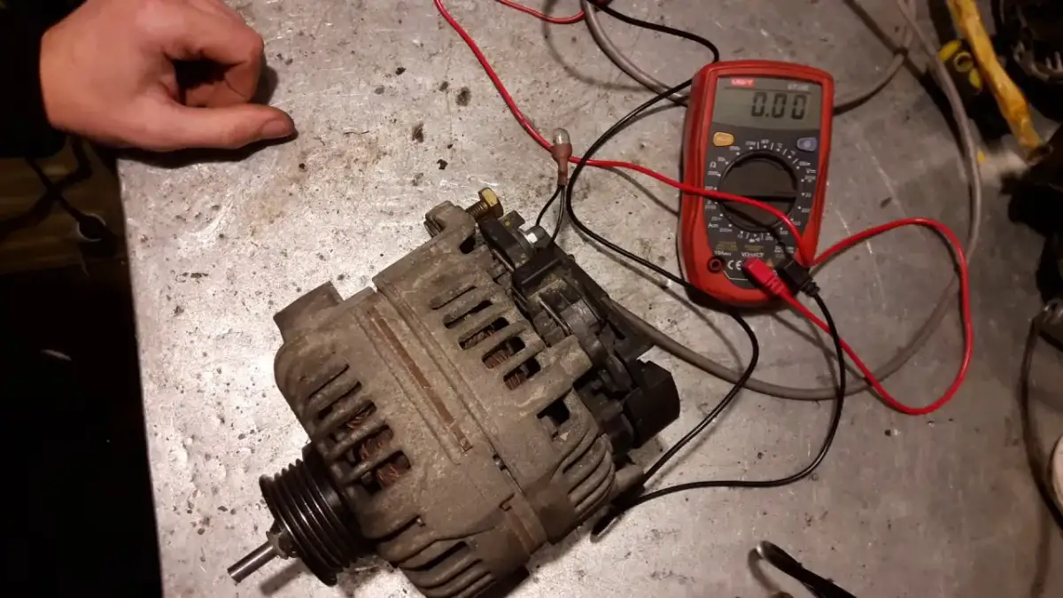 Alternator: jak sprawdzić? Diagnoza w 15 min. Oszczędź na mechaniku!