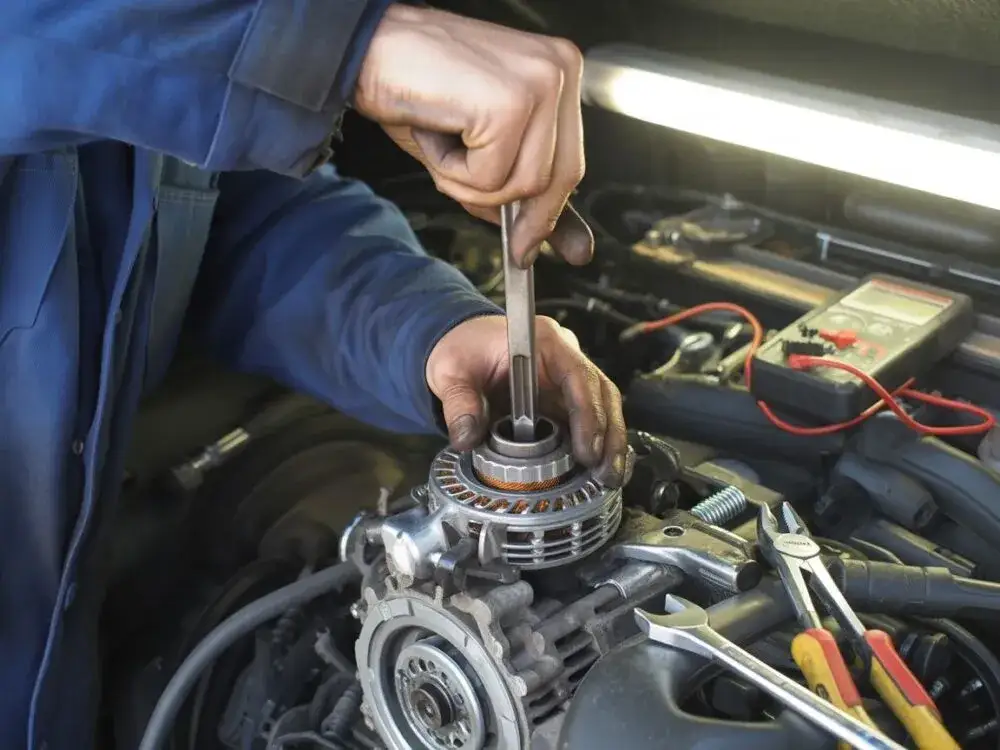 Jak sprawdzić alternator? Diagnostyka krok po kroku i koszty naprawy