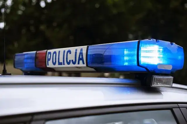 Kiedy policja może wejść na teren prywatny? Zrozum swoje prawa