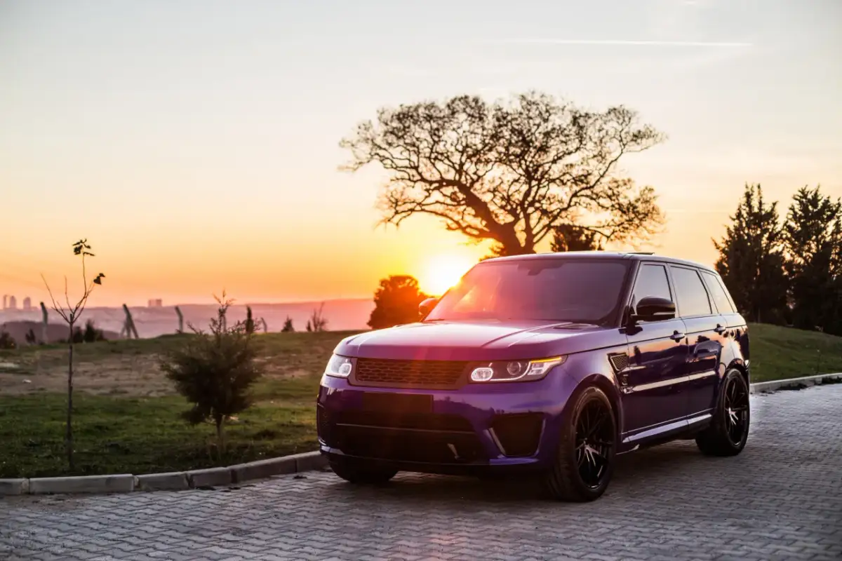 Jakie rozmiary felg najlepiej sprawdzają się w dużych SUV-ach i autach premium?