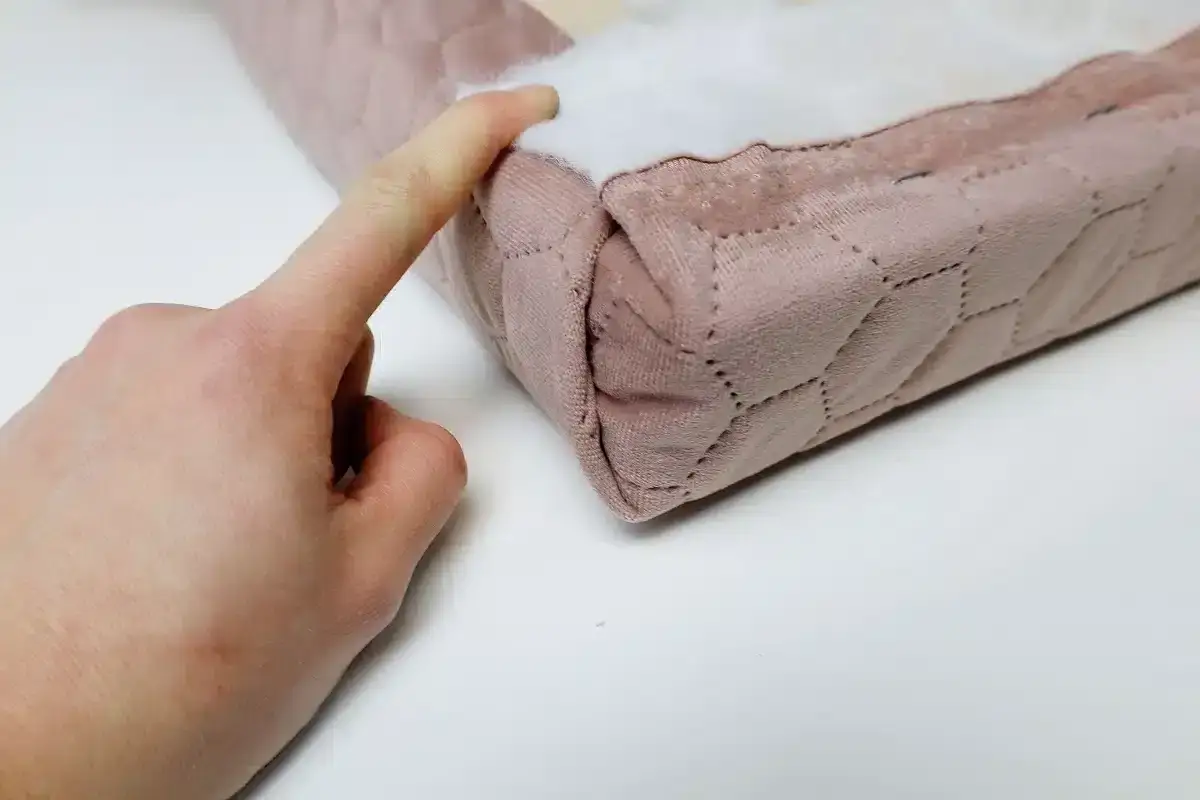 Jak samodzielnie stworzyć panele tapicerowane DIY i zaoszczędzić