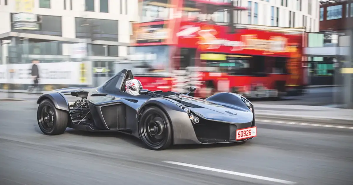BAC Mono - Jednoosobowy bolid na drogi. Poznaj model 2026