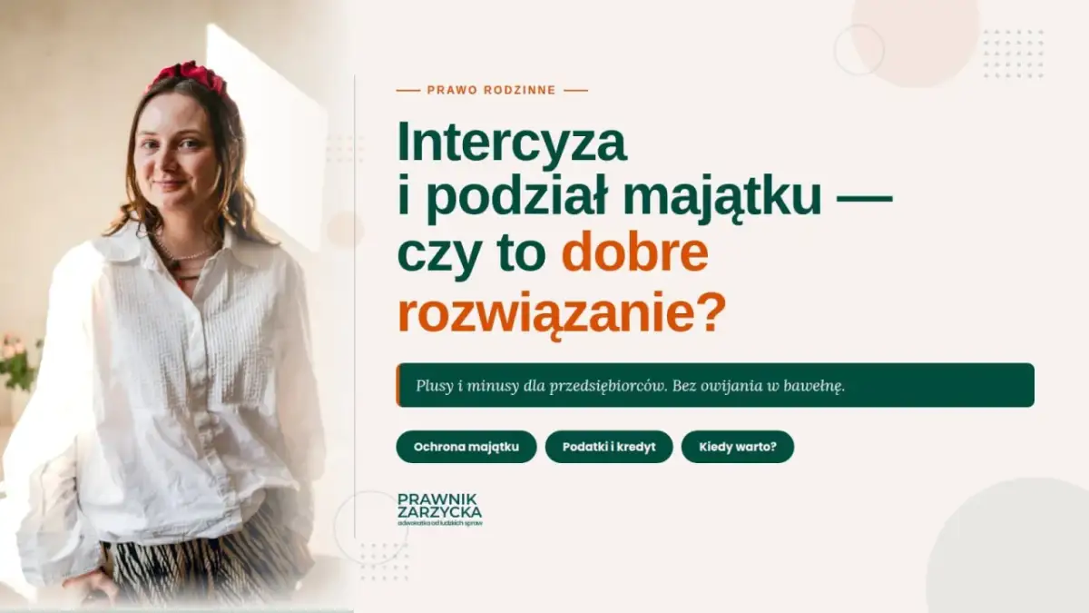 Kobieta w białej koszuli i czerwonej opasce na włosach. Tytuł: "Intercyza i podział majątku – czy to dobre rozwiązanie?".