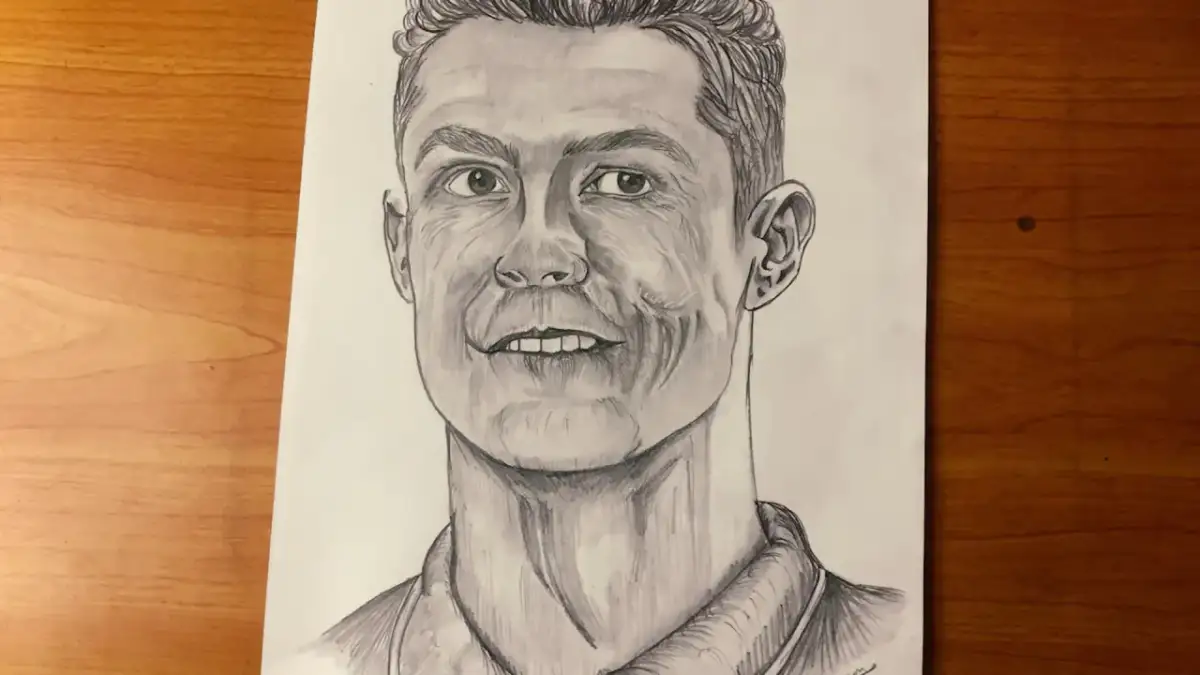 Bleistiftzeichnung eines realistischen Porträts von Cristiano Ronaldo.