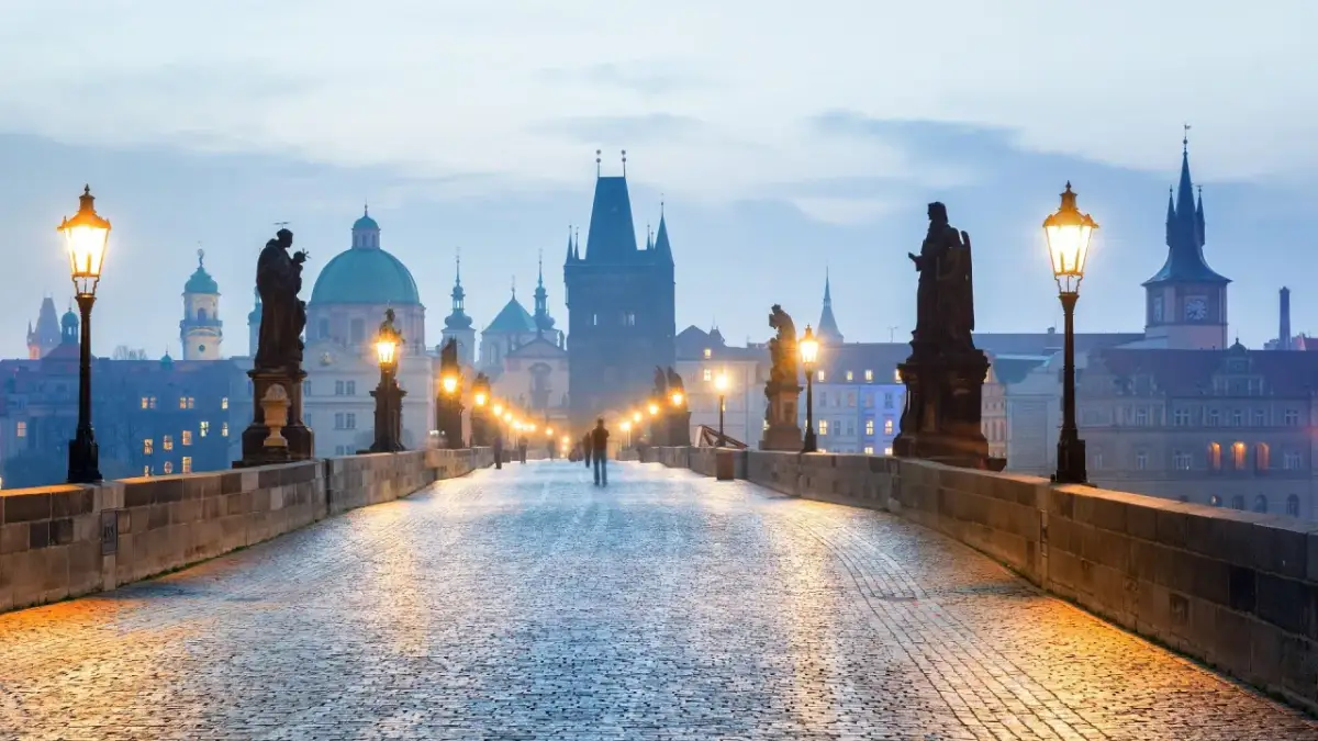 Praga: Najpiękniejsze miejsca. Jak ominąć tłumy i odkryć perełki?