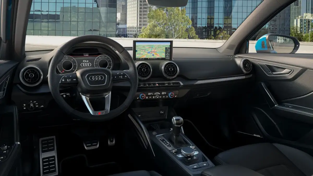 Audi Q2: Eleganckie i funkcjonalne wnętrze kompaktowego SUVa