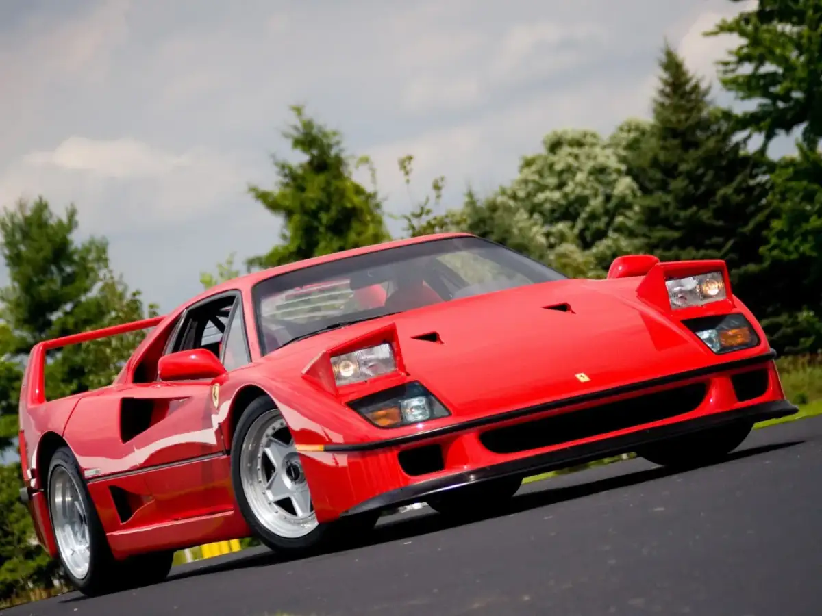 Ile kosztuje Ferrari F40? Cena, historia i sekrety wartości legendy