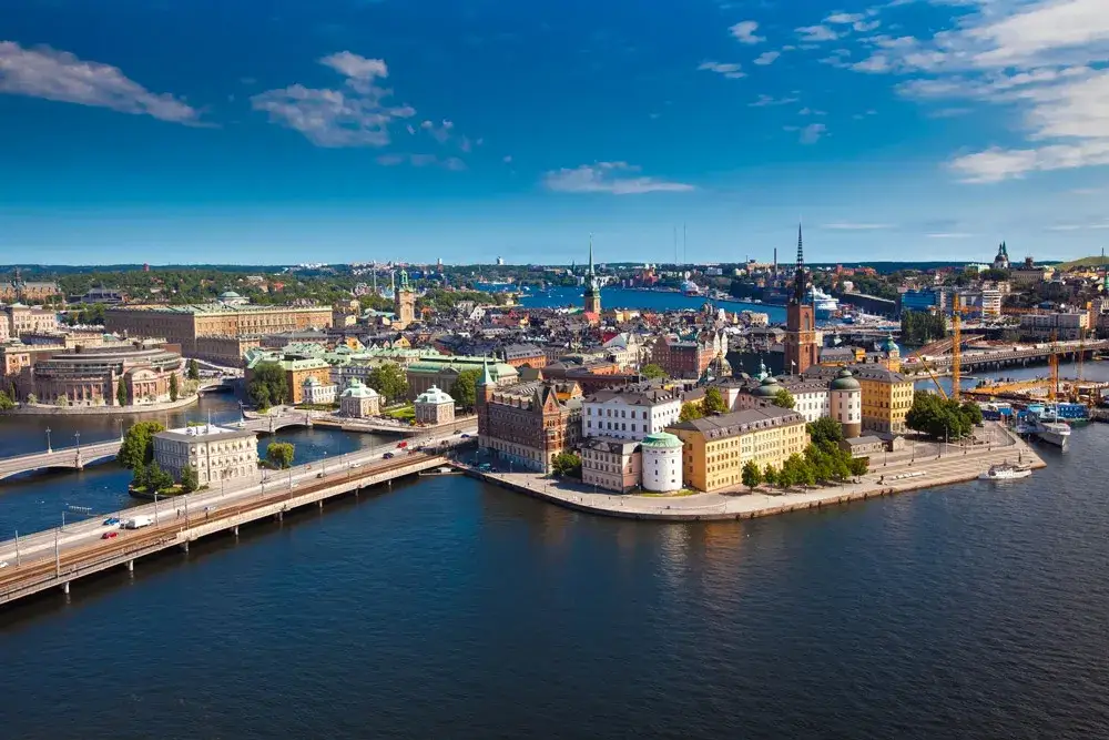 Jak dojechać z lotniska Arlanda do Sztokholmu - tanio i wygodnie