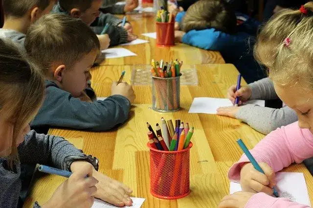 Jak sprawdzić czy dziecko dostało się do przedszkola - proste sposoby