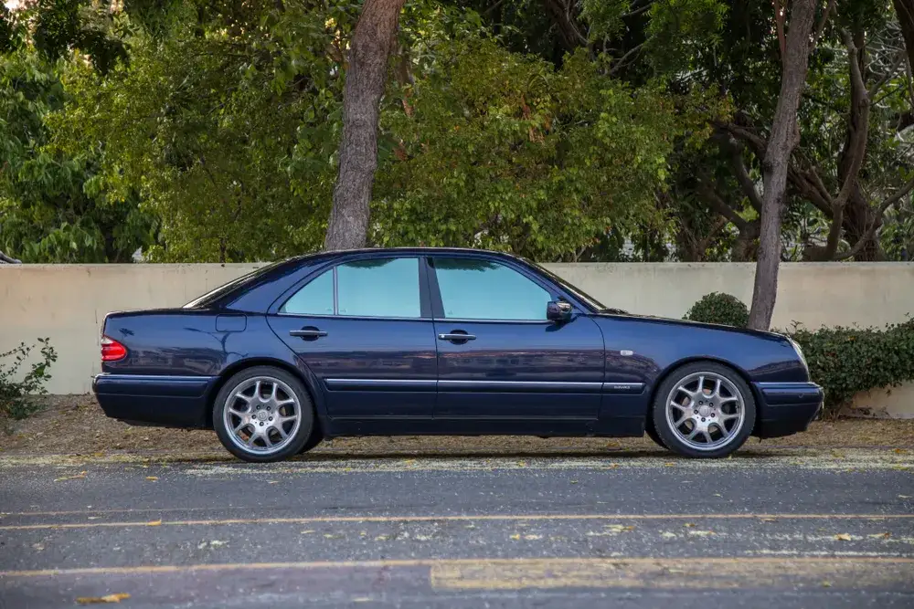 Mercedes E klasa W210 - najważniejsze informacje, wady i zalety