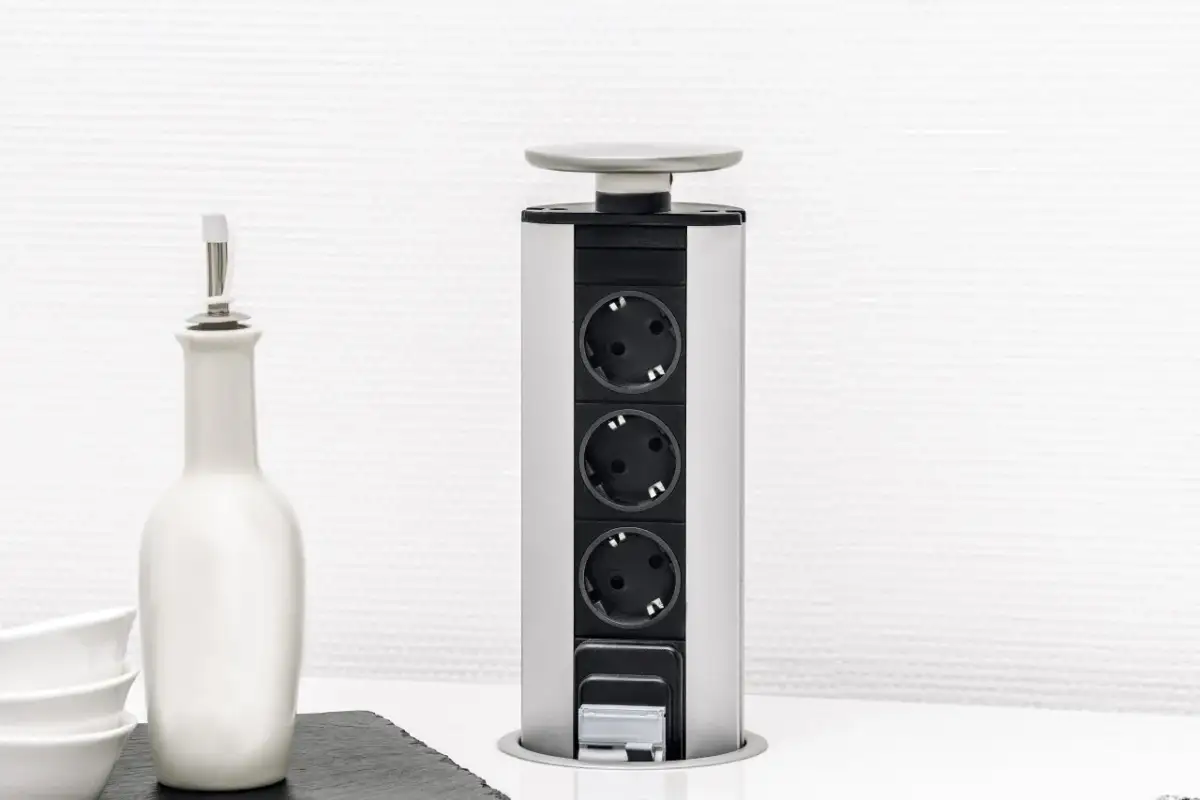 Ile kontaktów w kuchni potrzebujesz, aby uniknąć problemów z zasilaniem?