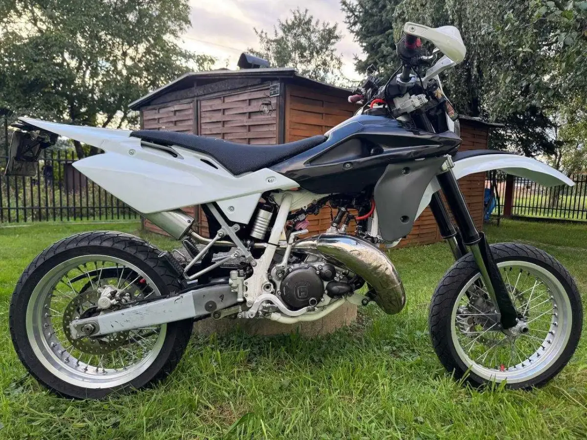 Husqvarna WR 125 - szczegółowe informacje o specyfikacji i osiągach