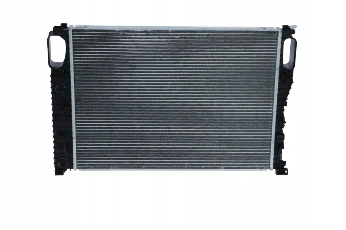 Chłodnica NRF czy Nissens? Wybierz idealną dla Twojego auta!