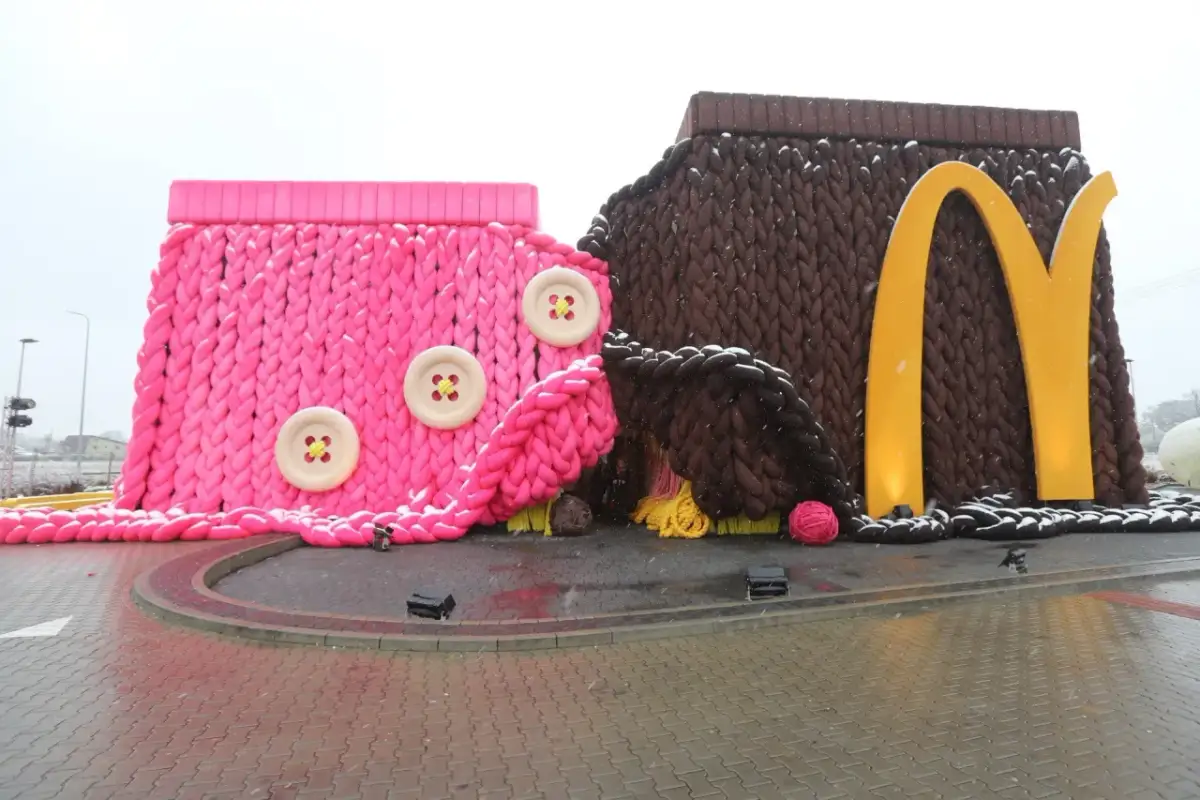 Gdzie jest sweter McDonald's w Ustroniu? Znajdź go łatwo!