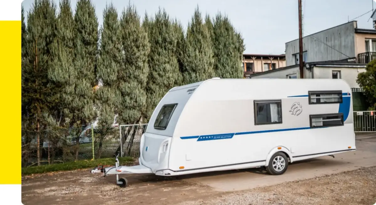 Ile kosztuje wynajem przyczepy kempingowej? Ceny, które zaskakują