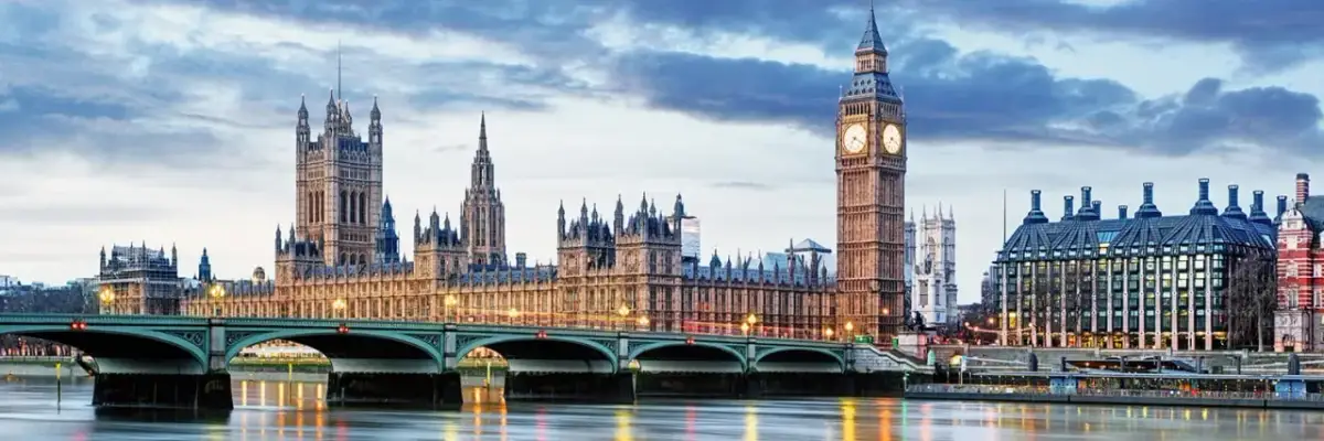 Ile trwa lot z Krakowa do Londynu? Odkryj zaskakujące fakty!