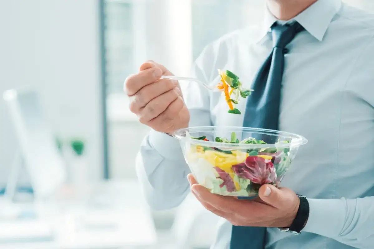 Odlicz VAT od cateringu? Kiedy możesz i jak to zrobić