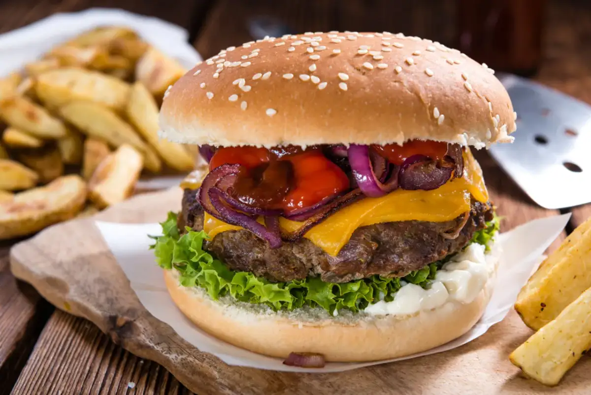 Hamburger con Cipolla: La Guida Definitiva per un Gusto Perfetto