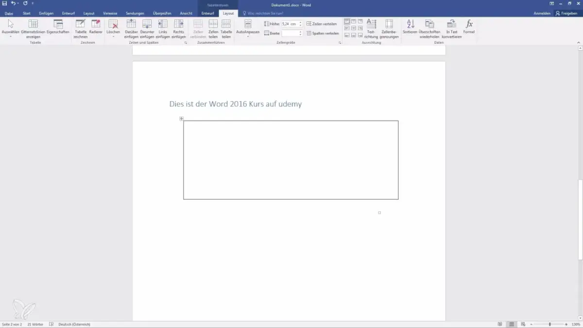 Widok edytora tekstu Word, pokazujący menu "Tabela" z opcjami jak zrobić ramkę w Wordzie, w tym "Zaznacz", "Rysuj tabelę" i "Obramowania".