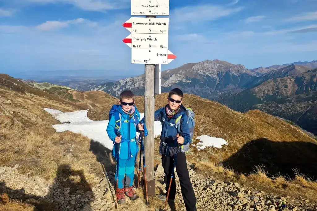 Starorobociański Wierch: Który szlak łatwiejszy? Porównanie tras