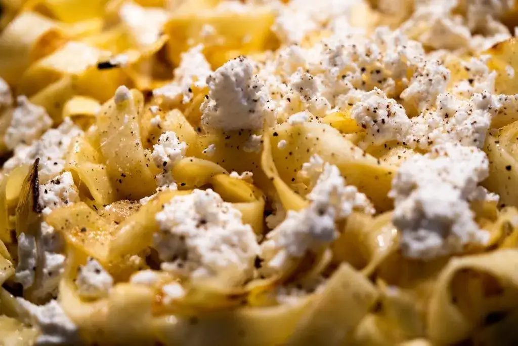 Makaron: Szybko, kreatywnie, zero waste! Przepisy i triki.