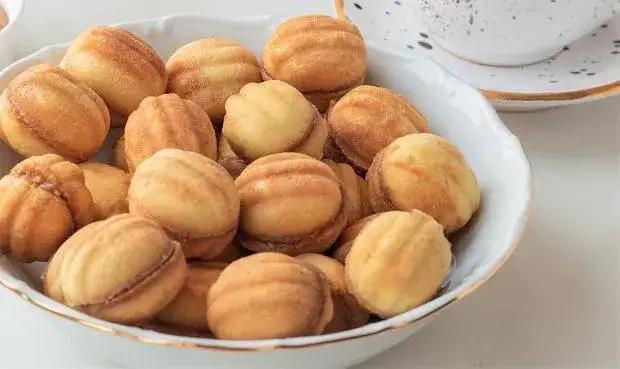 Jak zrobić ciastka orzeszki – łatwy przepis na pyszne smakołyki