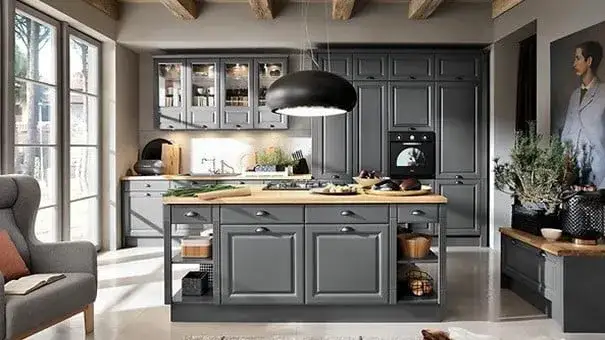 Czym myć meble kuchenne matowe, aby uniknąć zarysowań i smug?