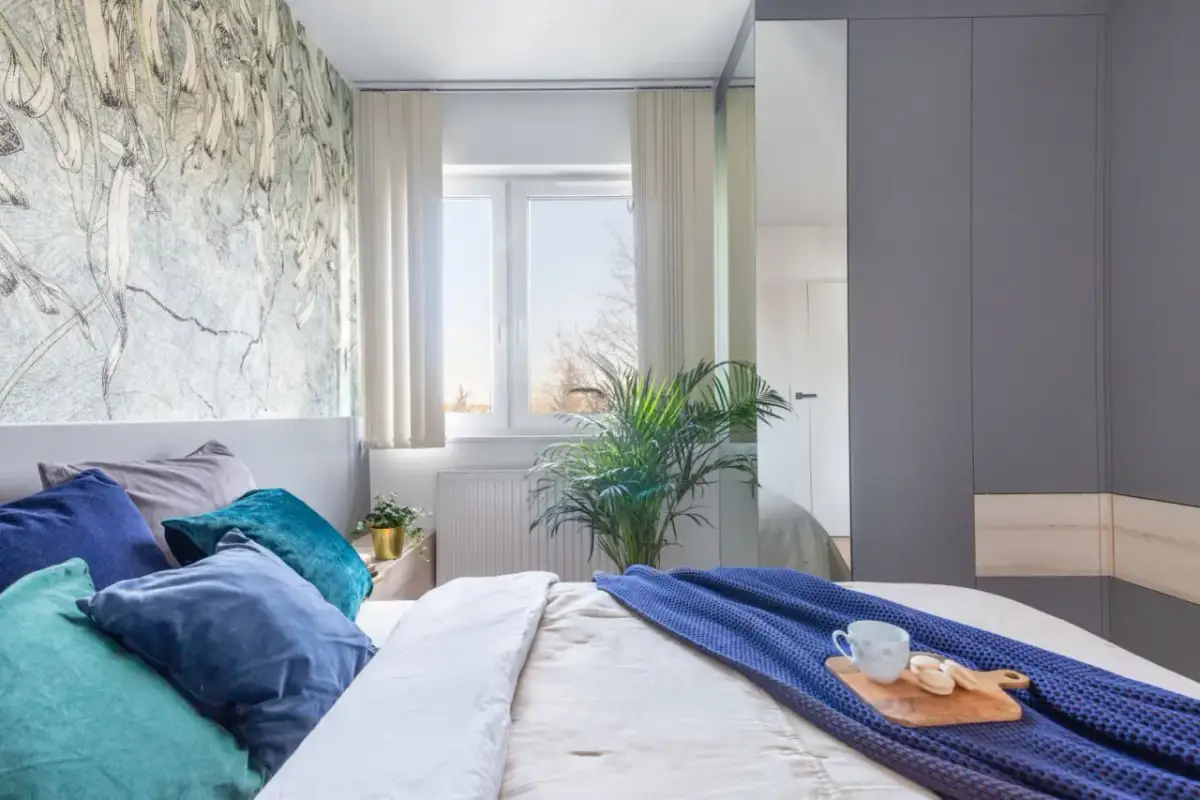 Zimna sypialnia? 15+ sposobów na ciepły i przytulny azyl!