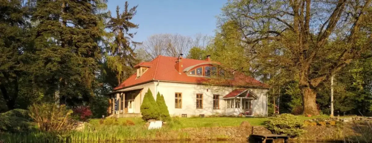 Zagórzany buddyzm: poznaj medytację i życie w ośrodku w Zagórzanach