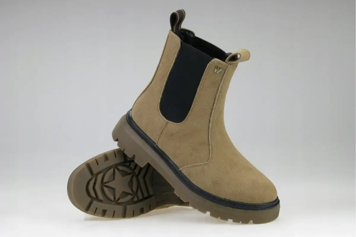 Buty za kostkę damskie: trzewiki, sztyblety i buty dunk - nazwy