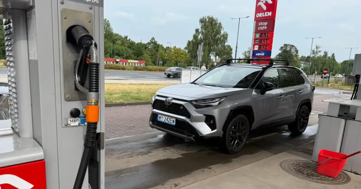 Gdzie tankować LPG w Warszawie? Najlepsze stacje i porady