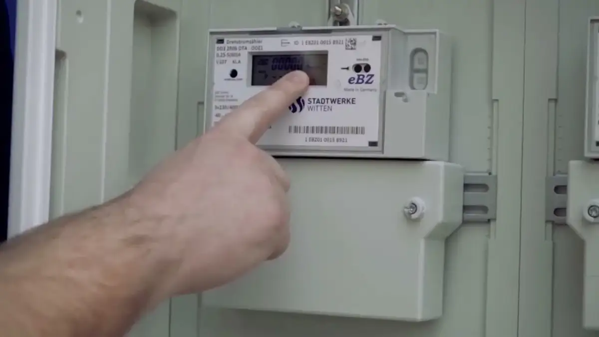 Jak przepisać licznik prądu w E. ON? Poradnik krok po kroku!