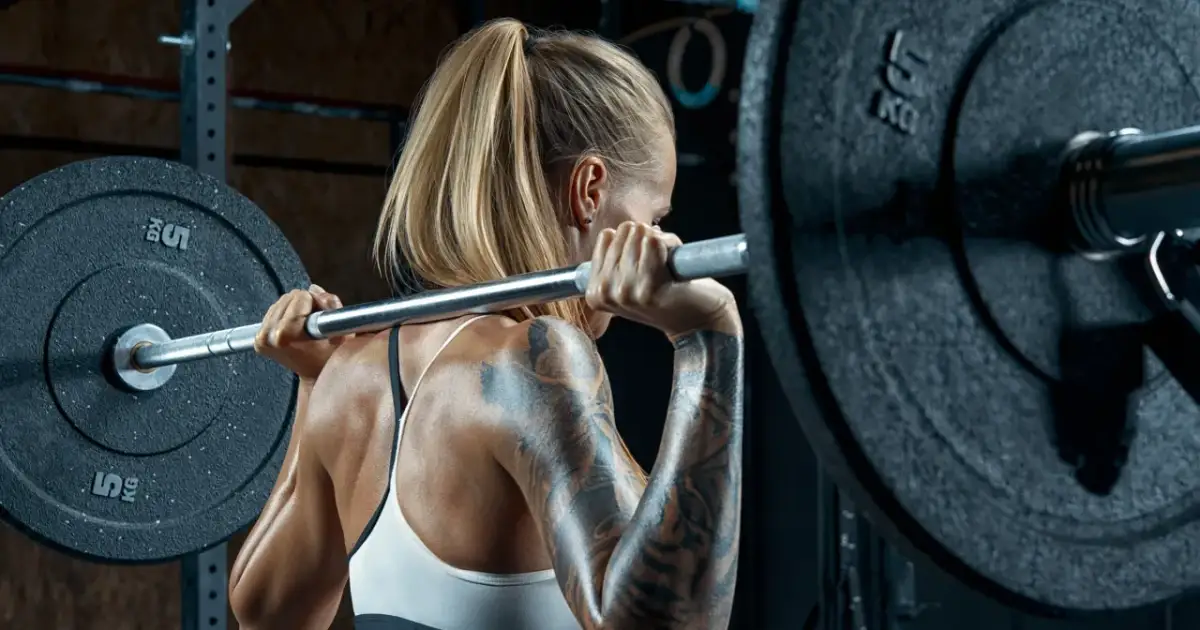 CrossFit: Co to jest, jak zacząć i czy to dla Ciebie?