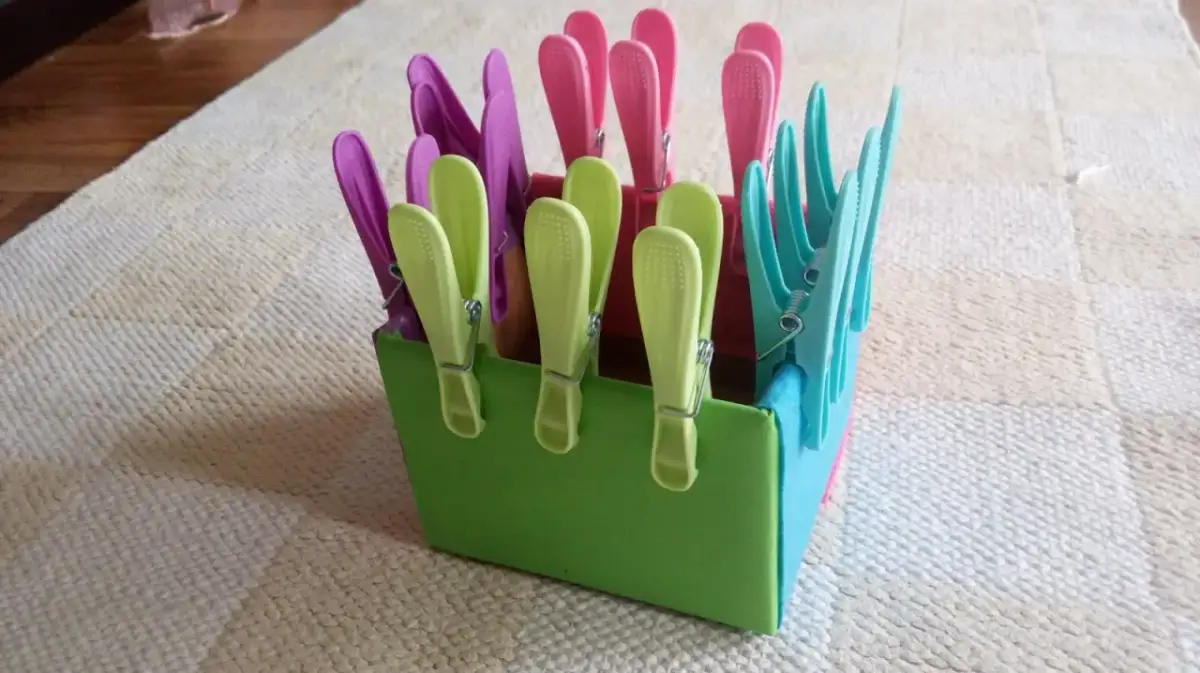 Jak zrobić magiczne pudełko sensoryczne DIY dla kreatywnych dzieci