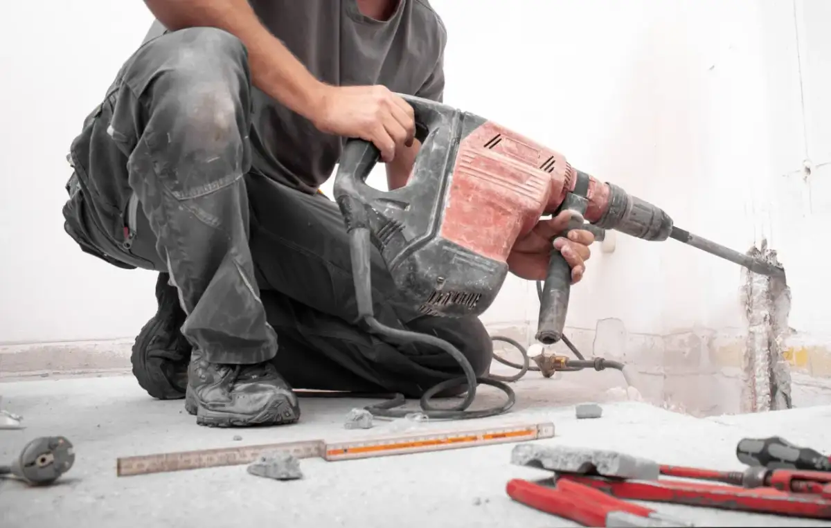 Do której można wiercić w bloku? Poznaj zasady i ograniczenia