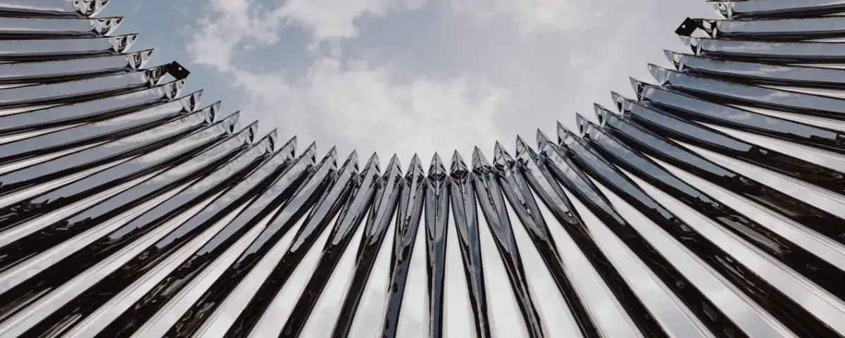 Rzeźby ze stali: odkryj niezwykłe dzieła sztuki, które zachwycają