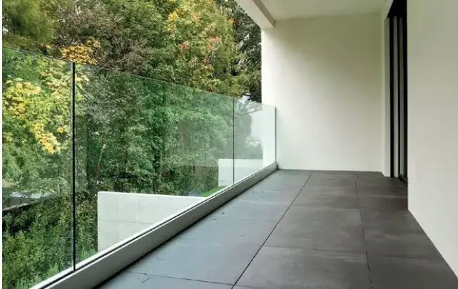 Co zamiast papy na taras? Odkryj lepsze i trwalsze materiały