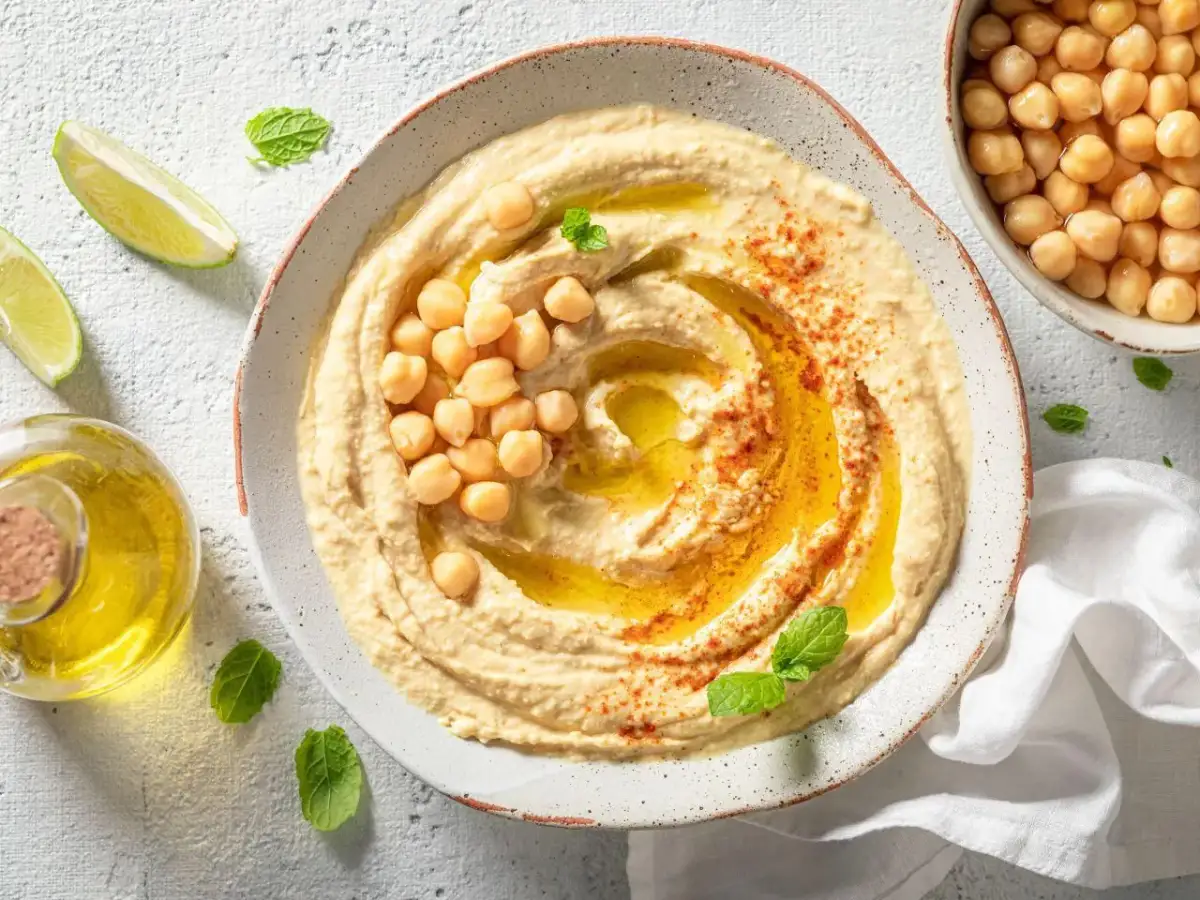 Ugotowana ciecierzyca: Co z nią zrobić? Pasty, sałatki, desery!