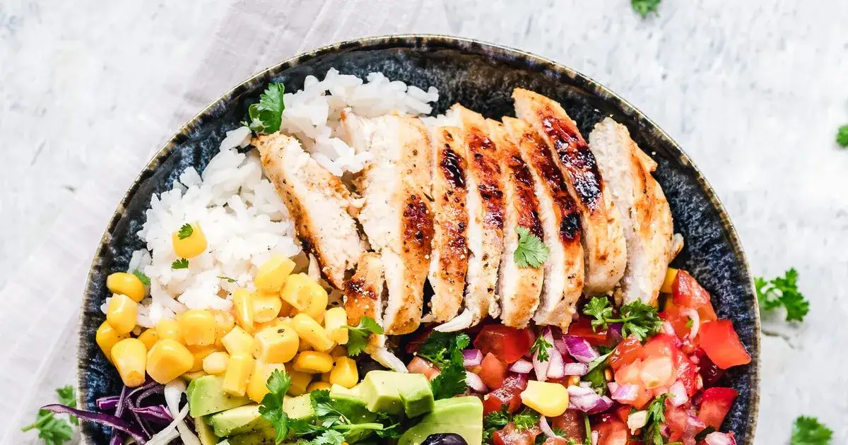 Co dietetycznego na kolację? 10 zdrowych przepisów, które zaskoczą