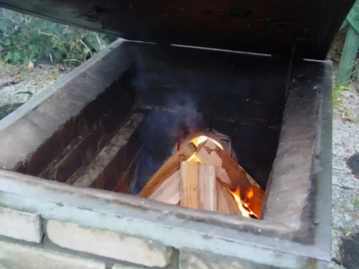 Jak zbudować grill ogrodowy? Kompletny poradnik krok po kroku