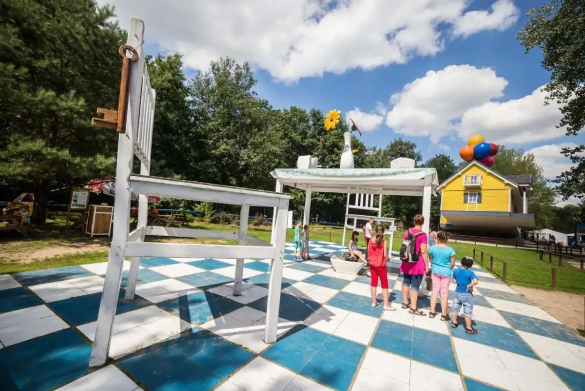 Gdzie z dzieckiem w Mazowieckiem? Odkryj najlepsze atrakcje dla rodzin