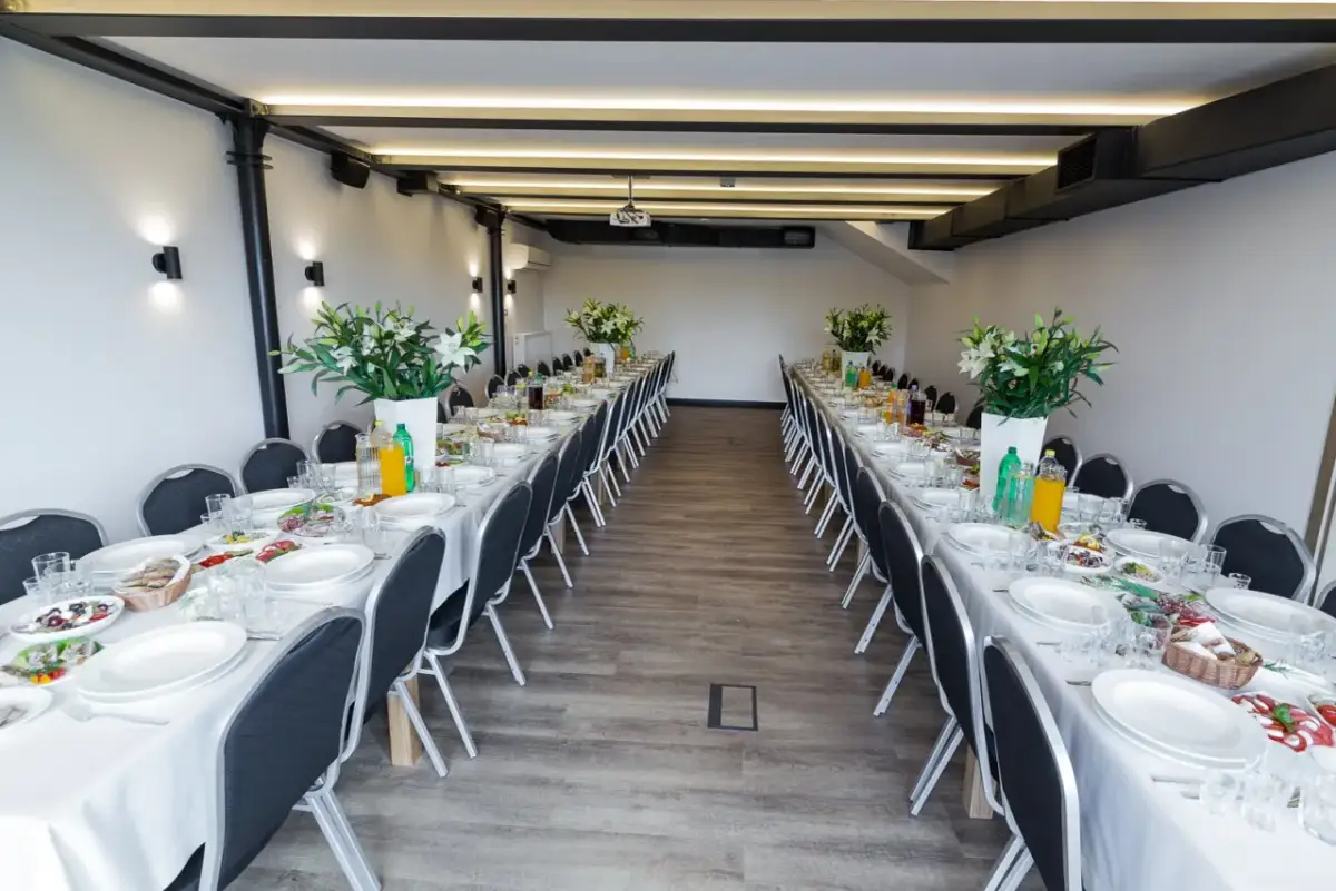 Gdzie zjeść w Uniejowie? Odkryj najlepsze restauracje i pizzerie