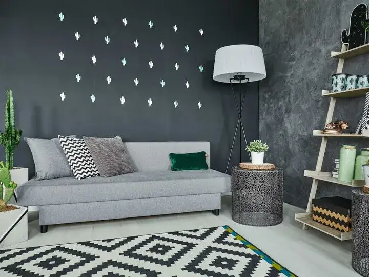 Jaką czarną farbę do ścian wybrać, aby uniknąć rozczarowania?