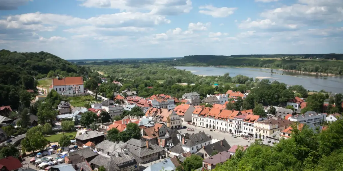 Kazimierz Dolny: co zobaczyć? Przewodnik po atrakcjach i zabytkach
