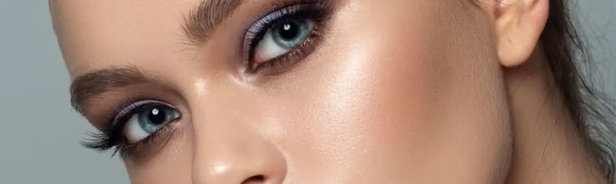 Jak nakładać makijaż krok po kroku, aby osiągnąć perfekcyjny efekt