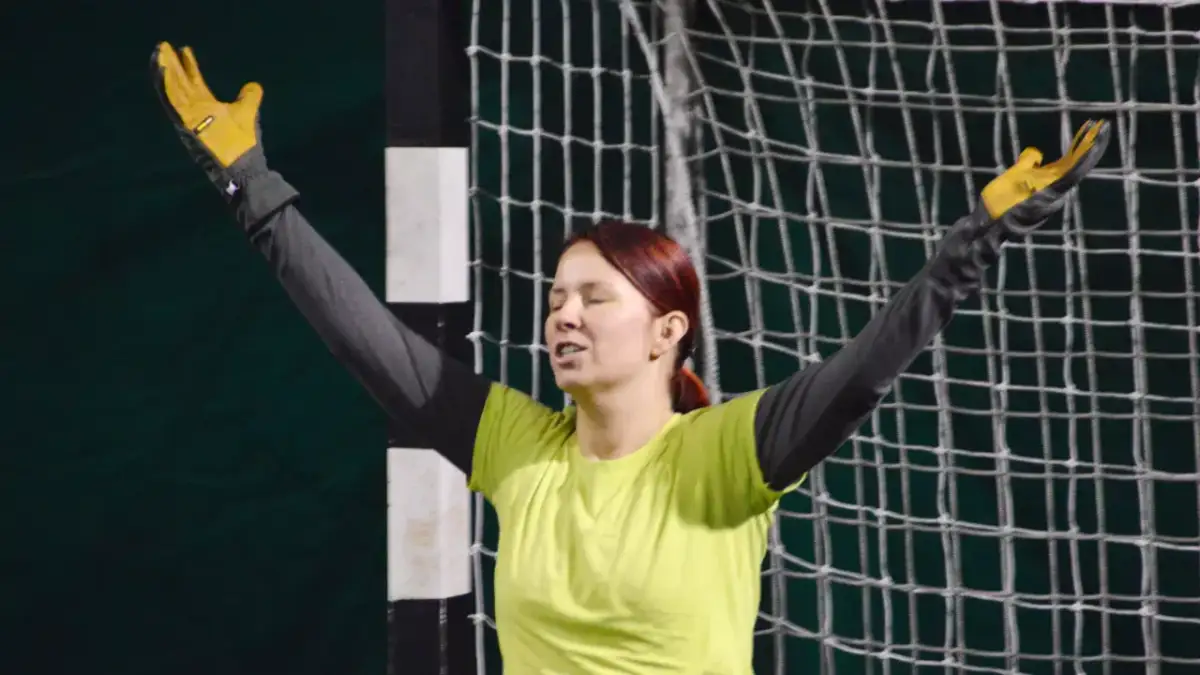 Ile trwa połowa w piłce ręcznej? Odkryj faktyczny czas meczu!