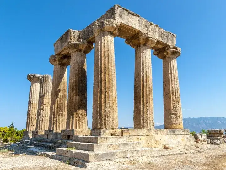 Najlepsze atrakcje w Koryncie, które musisz zobaczyć podczas wizyty